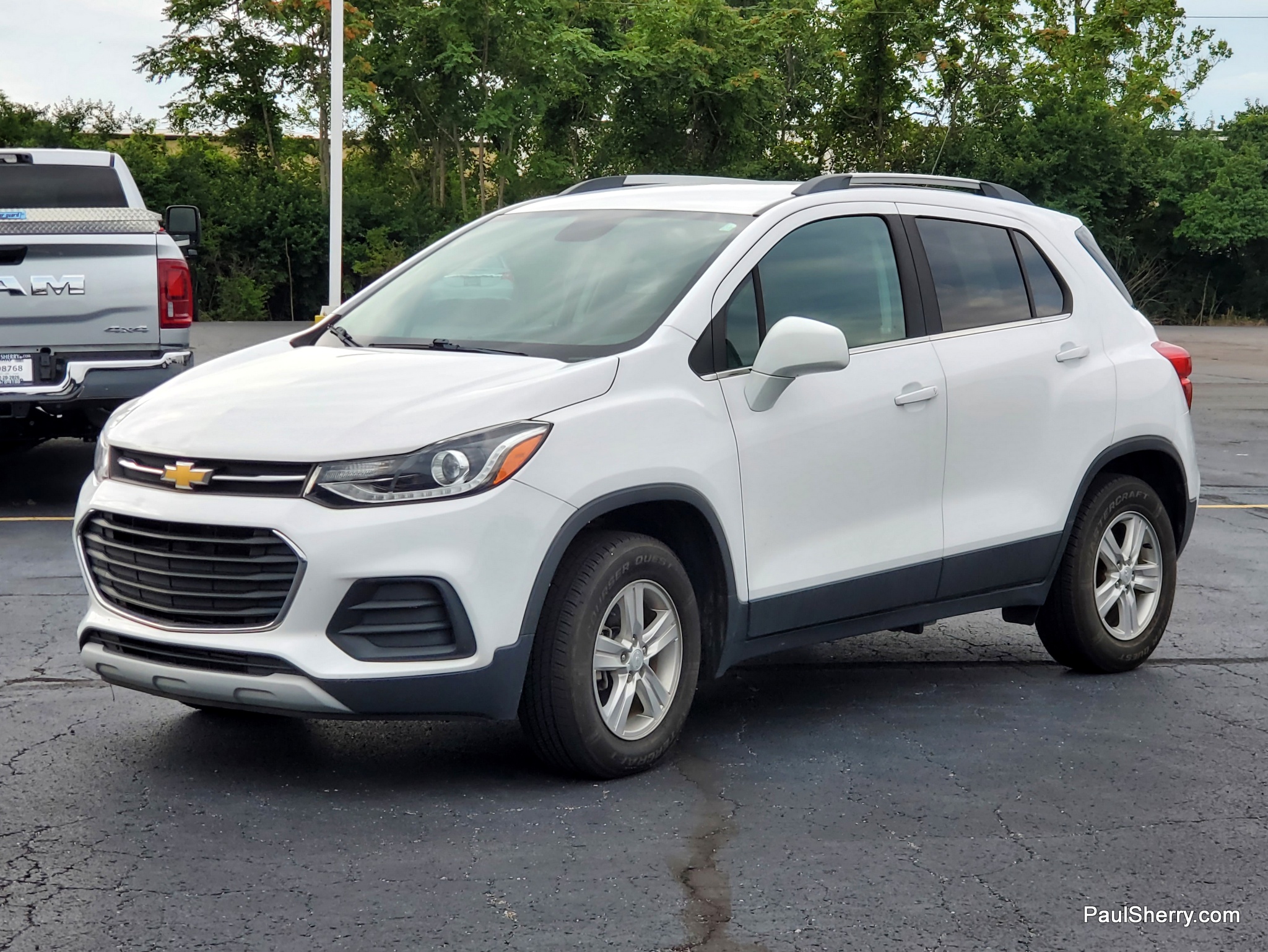 2019 Chevrolet Trax LT - Photo 18