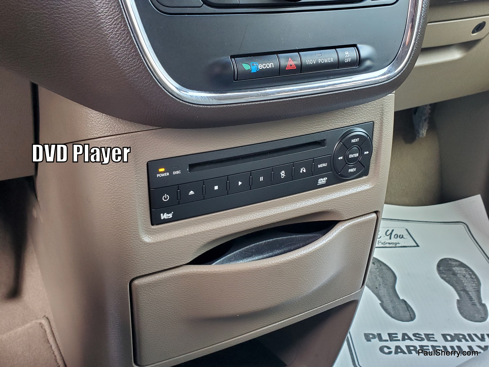 2012 Chrysler Town & Country Limited - Photo 39