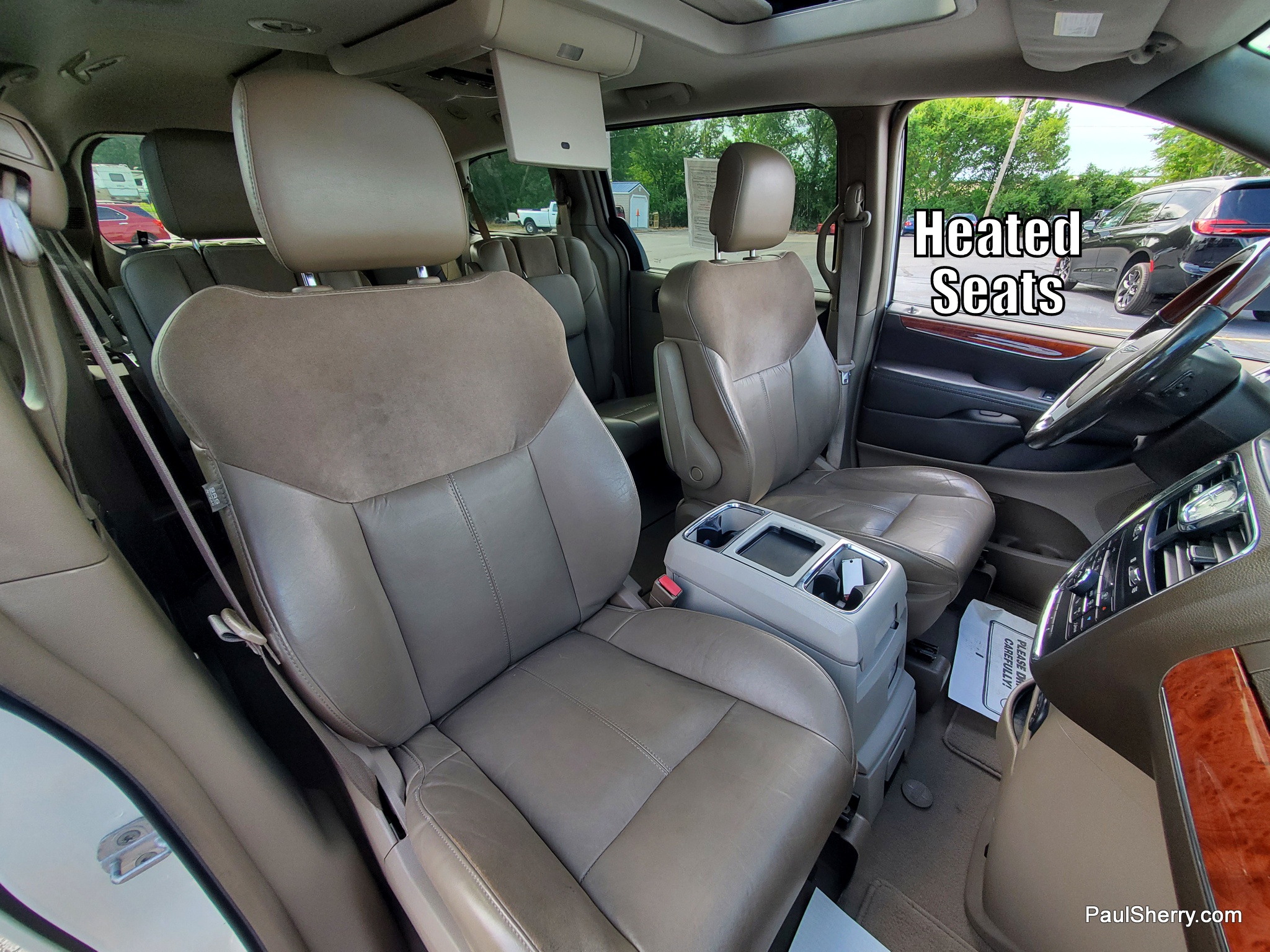 2012 Chrysler Town & Country Limited - Photo 46