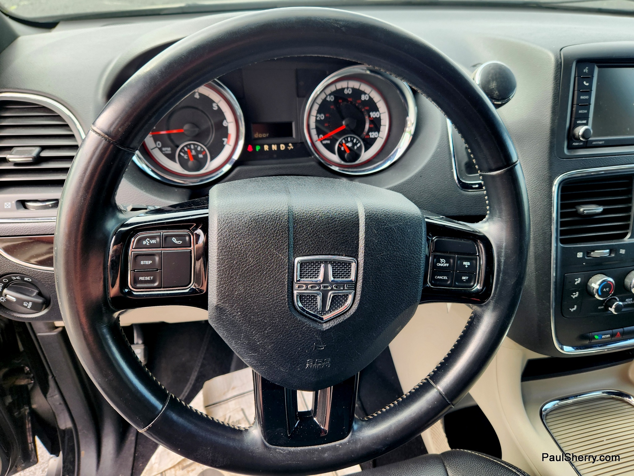 2019 Dodge Grand Caravan SXT - Photo 24
