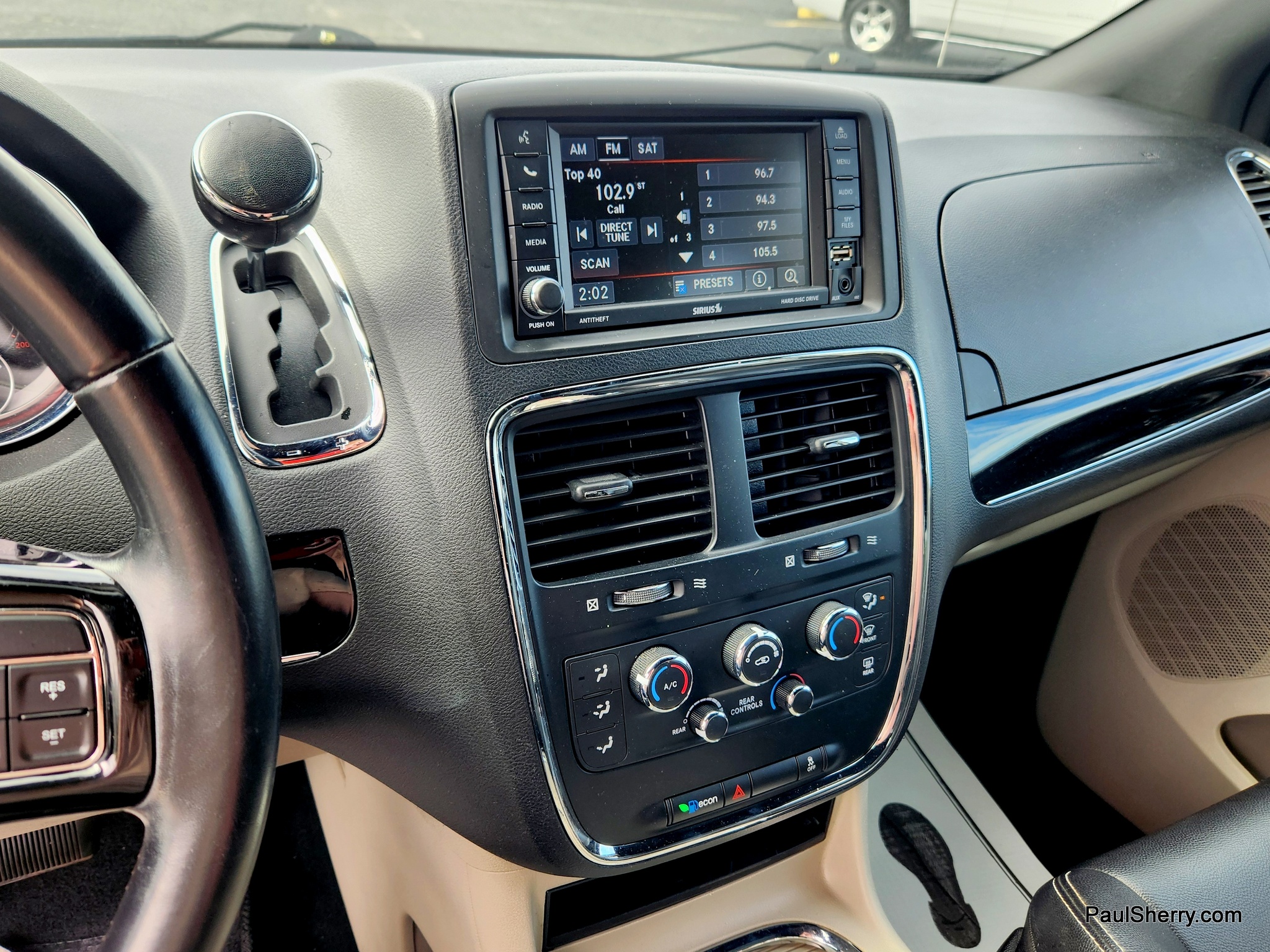 2019 Dodge Grand Caravan SXT - Photo 28