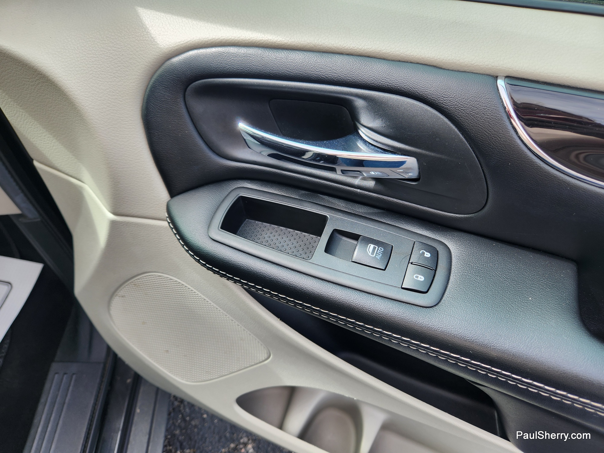 2019 Dodge Grand Caravan SXT - Photo 30