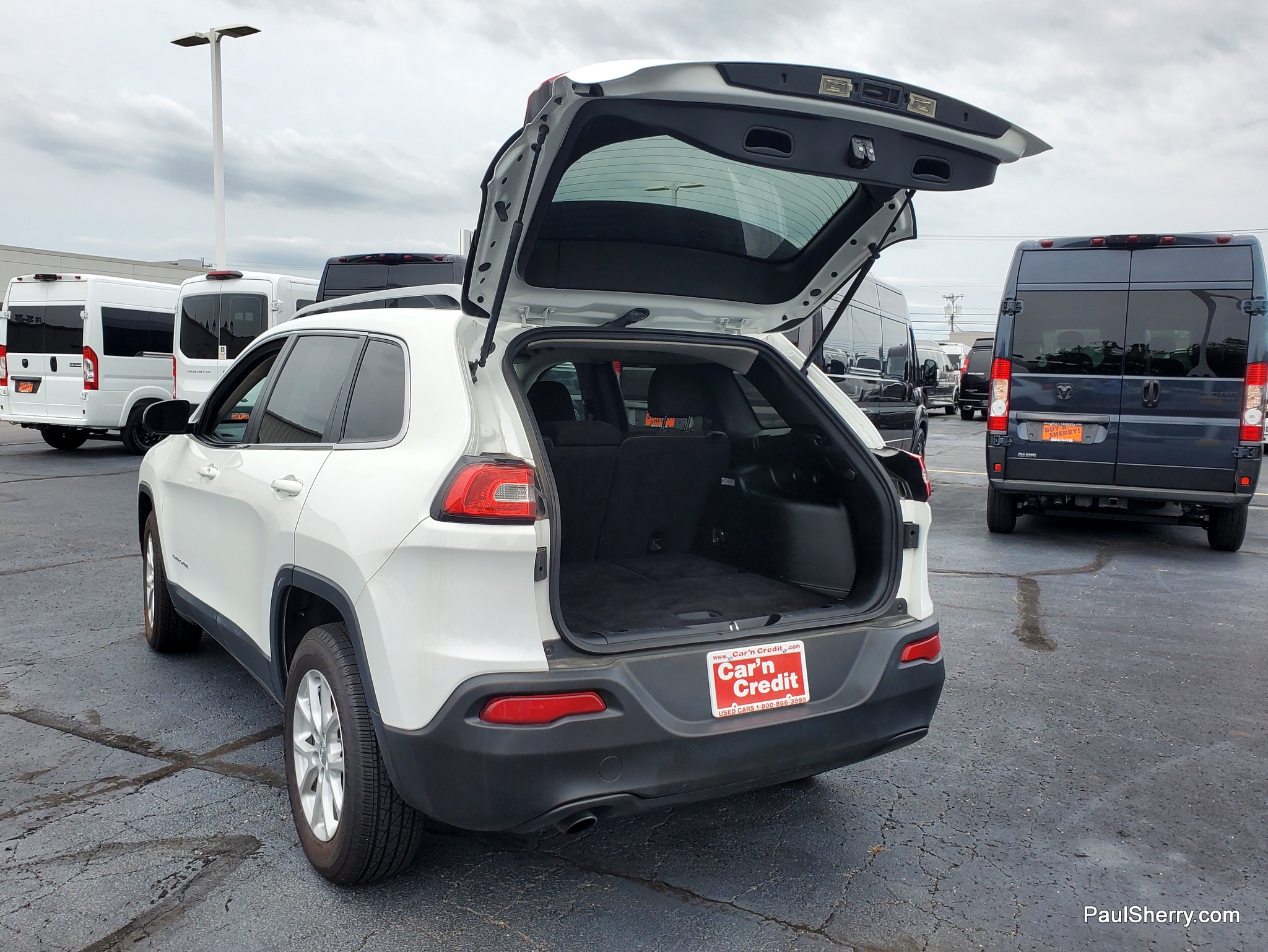 2016 Jeep Cherokee Latitude - Photo 13