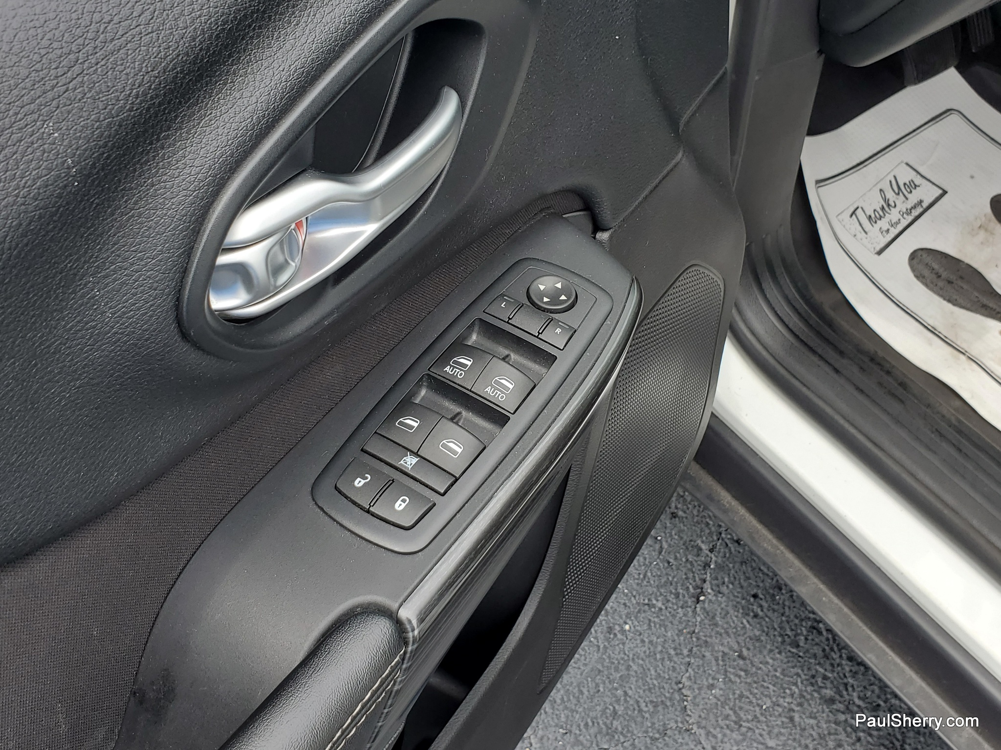 2016 Jeep Cherokee Latitude - Photo 20