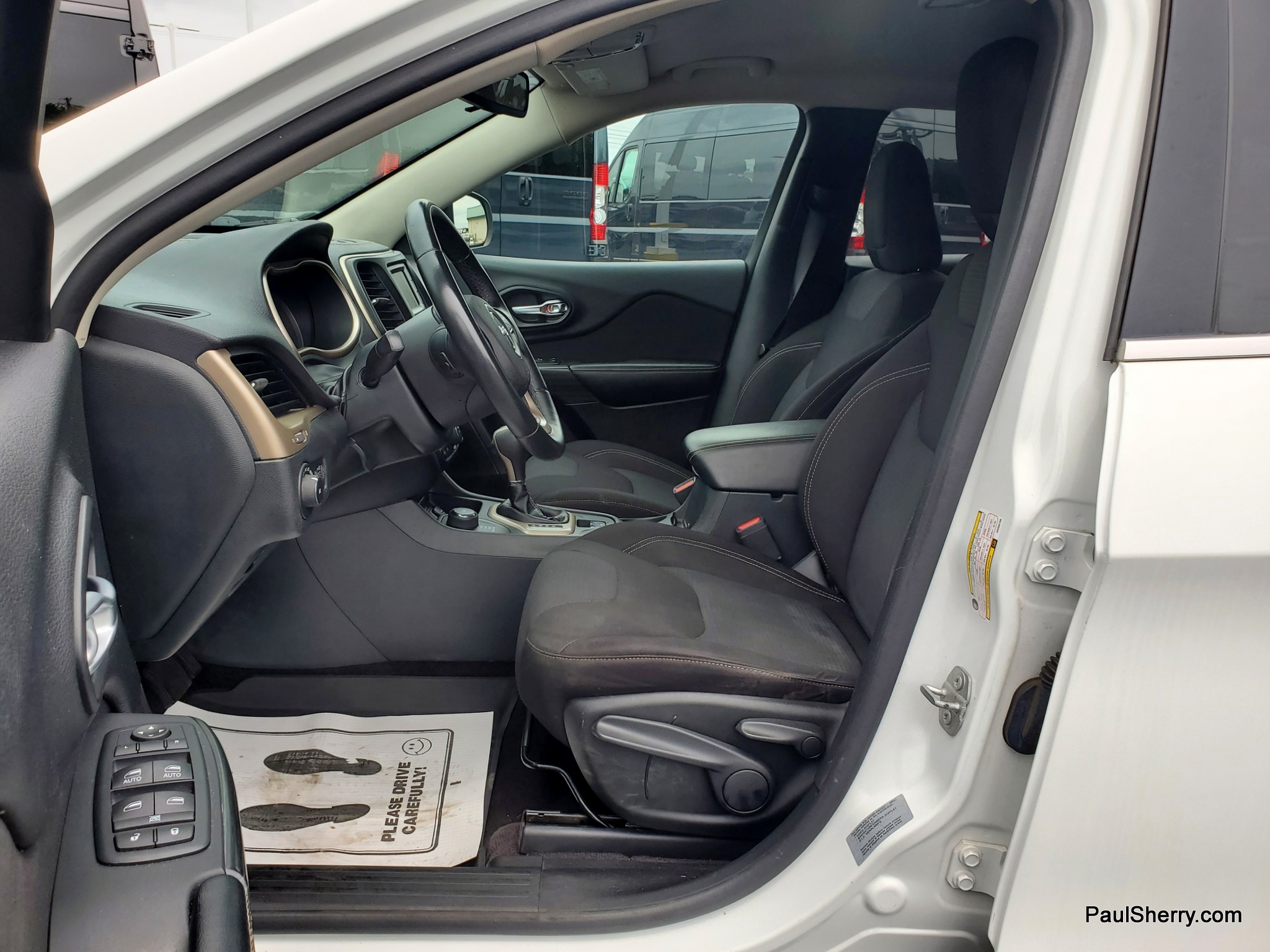 2016 Jeep Cherokee Latitude - Photo 21