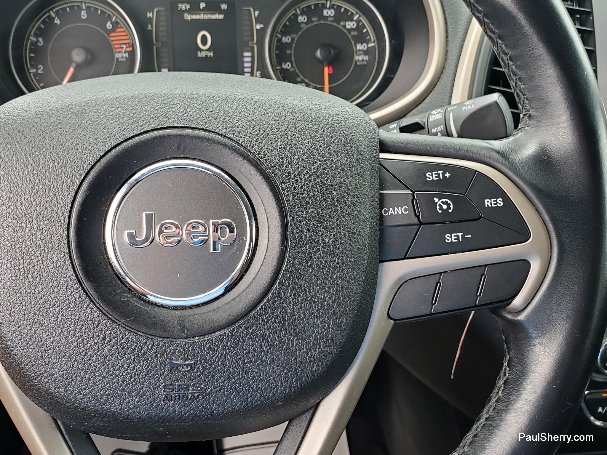 2016 Jeep Cherokee Latitude - Photo 26